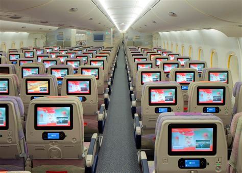 emirates economy class